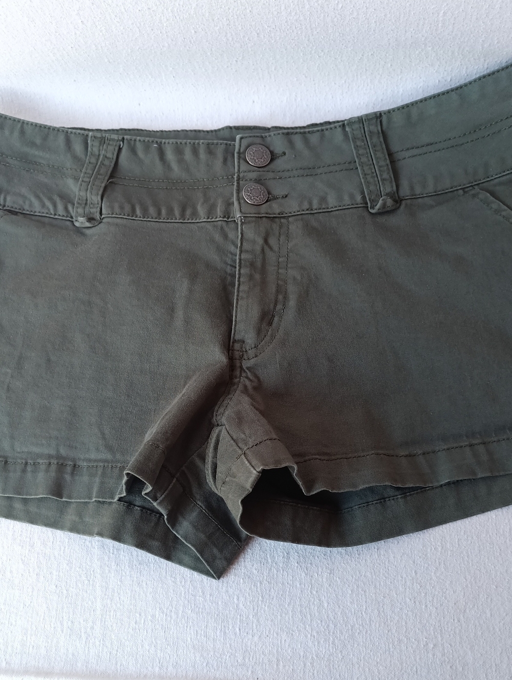 Women’s Olive Green Casual Shorts With Thick Waistband